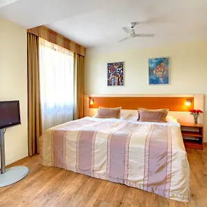 Aida 4* Прага